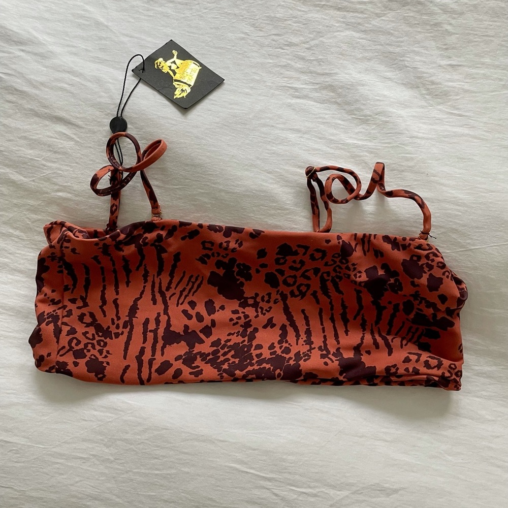 Skatie x salty blonde Utica Annie top! NWT